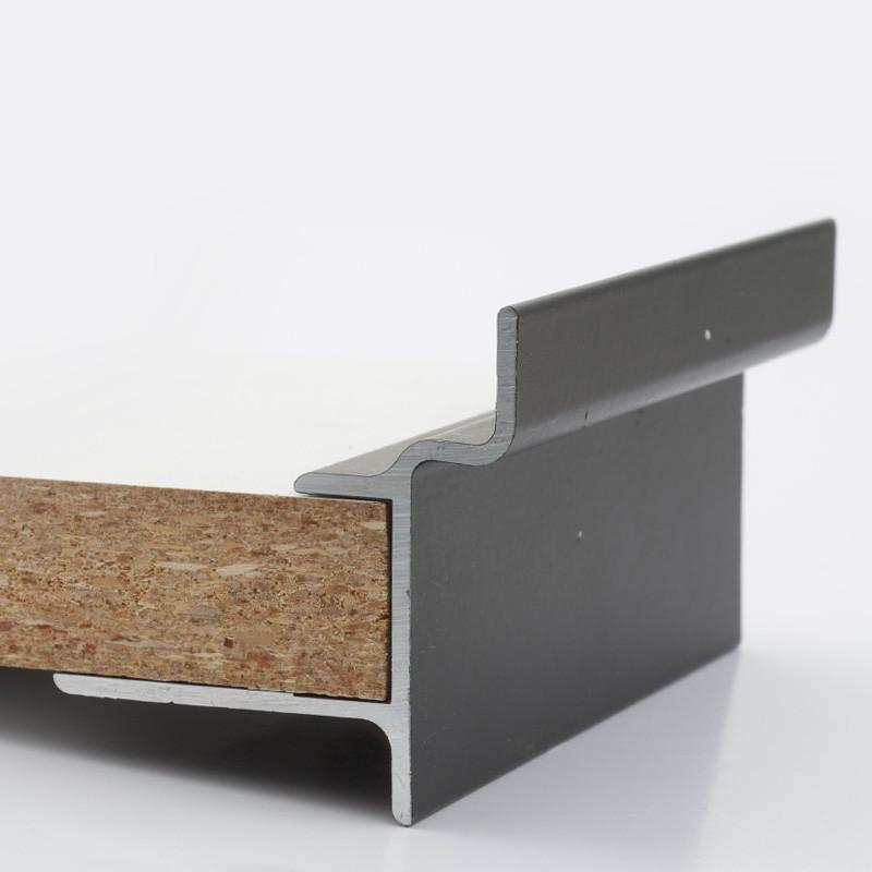 Metal Shelf support clips: Shelves That Slide