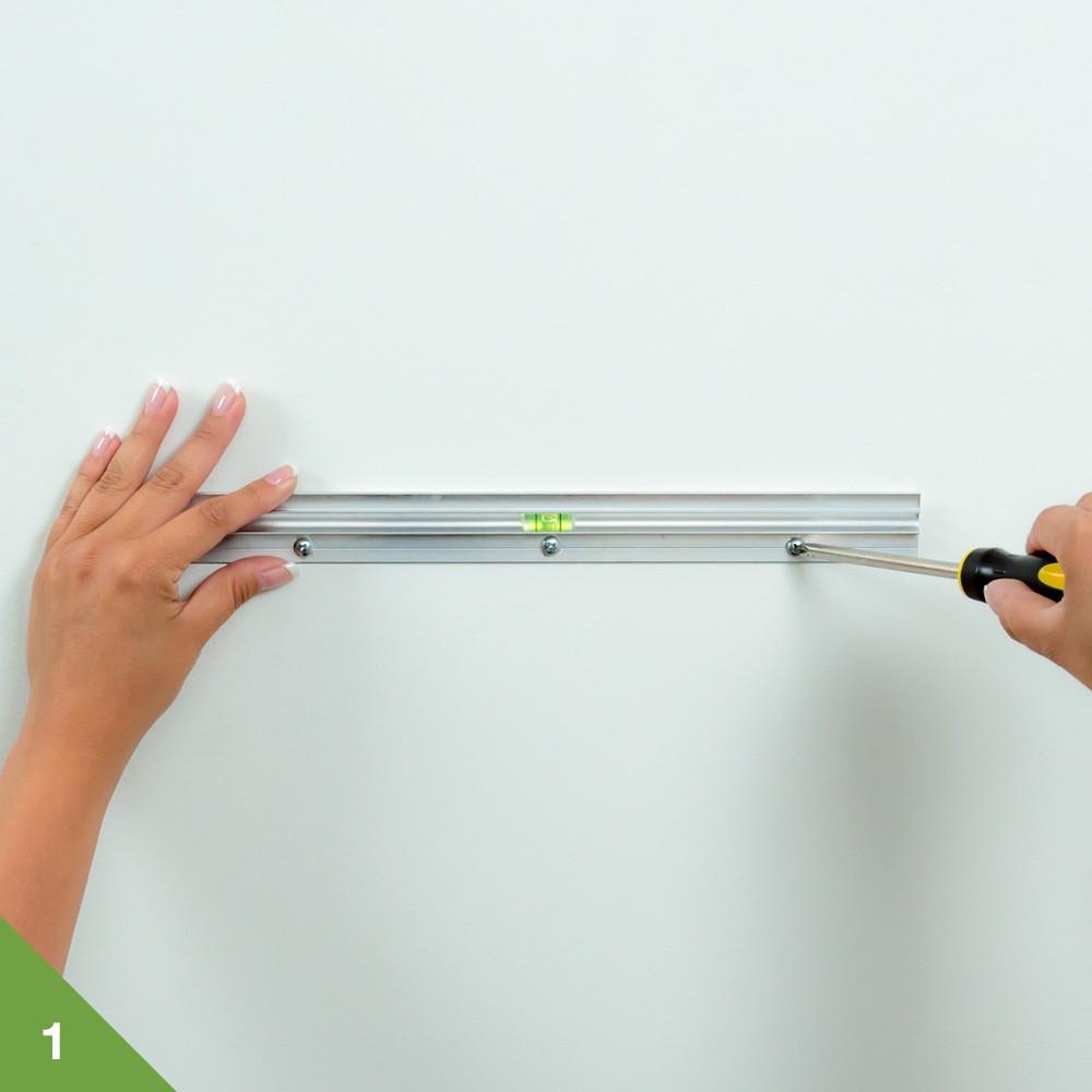  HANGMAN Push Picture Hanging Tool, Green : Tools & Home  Improvement